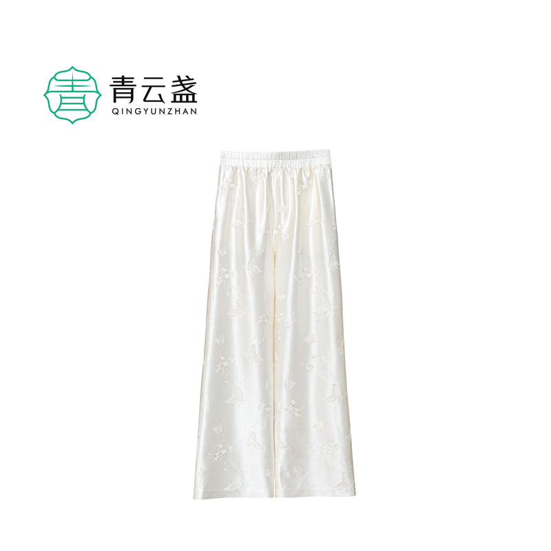 Qingyun Zhan Women's Clothing (Listening to the Wind)